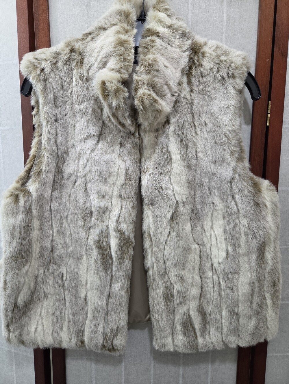 Valerie Stevens Faux Fur Vest Beige Tan Snow Bunny Winter Coquette Glam S/M
